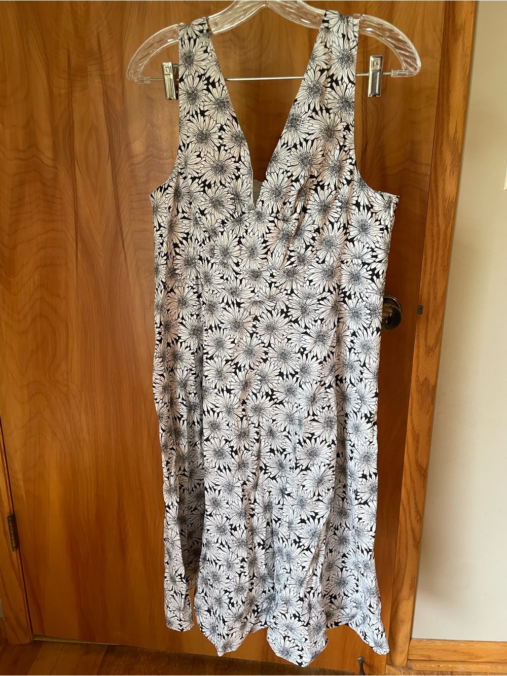 Garnet Hill Black & White Floral Midi Dress